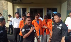 Dorr.... Polisi Tembak 3 Pelaku Perampokan Truk Tangki CPO