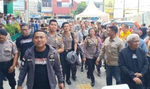 Ribuan Warga Padati acara Jumpa Fans Pemain Film Sang Prawira di Kota Kisaran