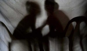 Suami Belanja Ke toko, Istri Digoyang Oknum Polisi di Bantaeng