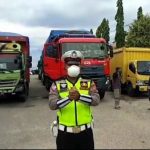 Antisipasi keterlambatan Distribusi, Sat Lantas Polres Kolut kawal kendaraan pembawa sembako